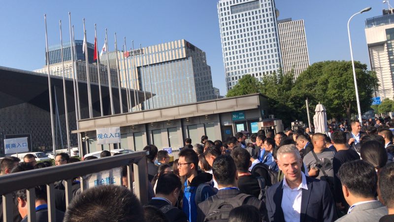 任何美丽的风景都不及每次遇见你